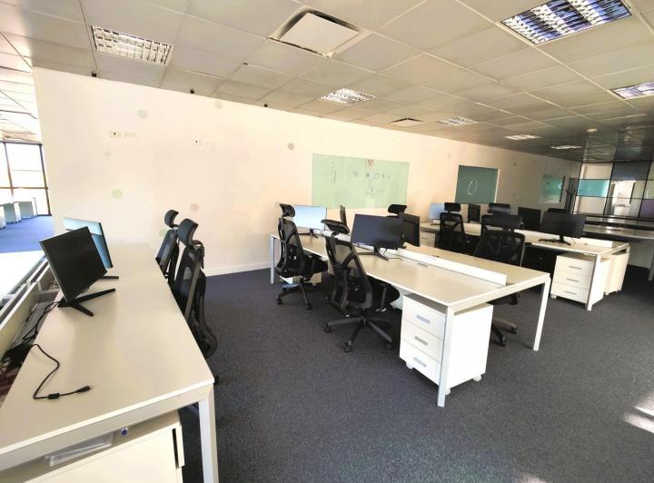 Oficina comercial · 341m² · 5 Cocheras