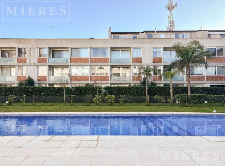 Departamento · 50m² · 2 Ambientes · 1 Cochera