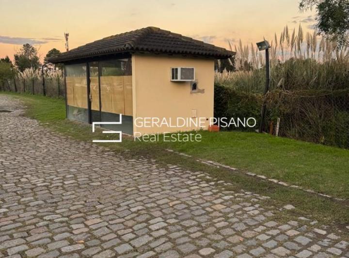 Local comercial · 20m² · 1 Cochera