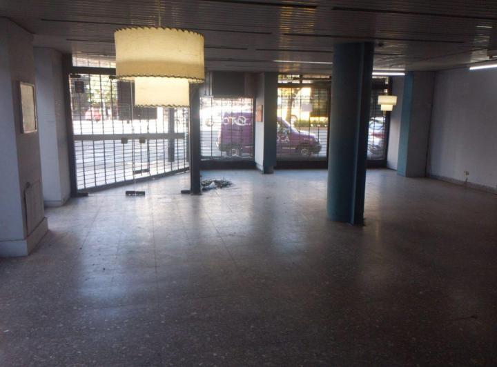 Local comercial · 354m² · 3 Ambientes