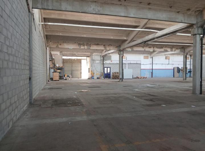Depósito · 1943m² · 1 Cochera