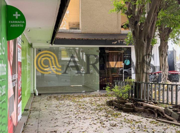 Local comercial · 62m² · 3 Ambientes