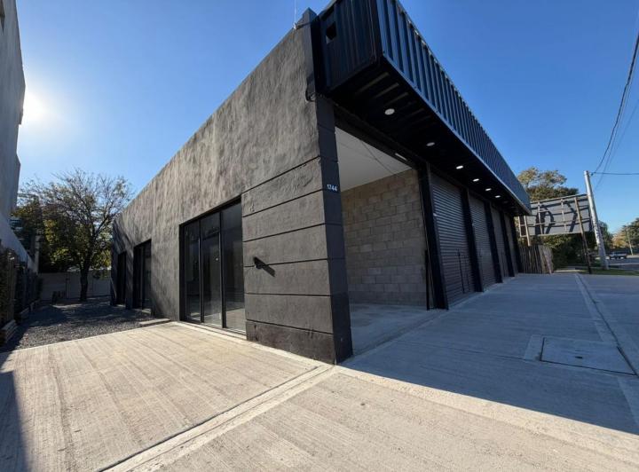 Local comercial · 295m²