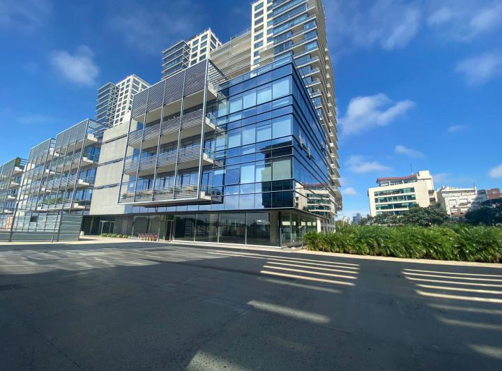Oficina comercial · 157m² · 1 Ambiente · 1 Cochera