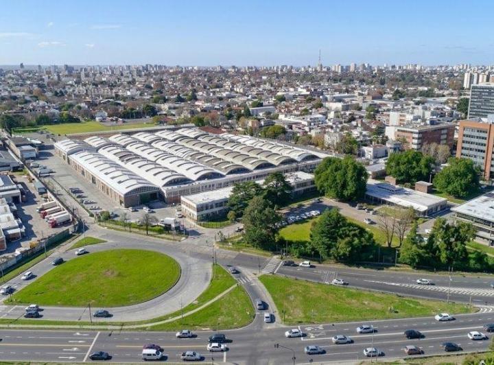 Oficina comercial · 307m² · 1 Ambiente · 4 Cocheras