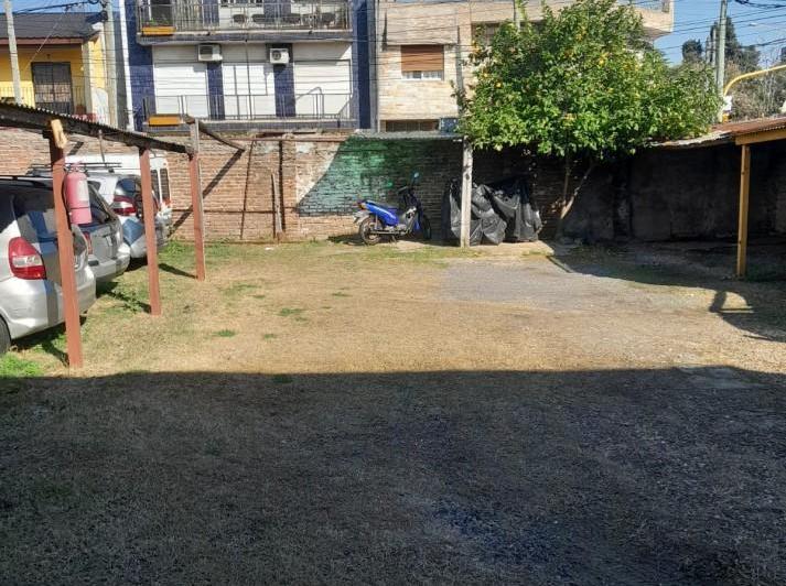 Terreno · 328m²