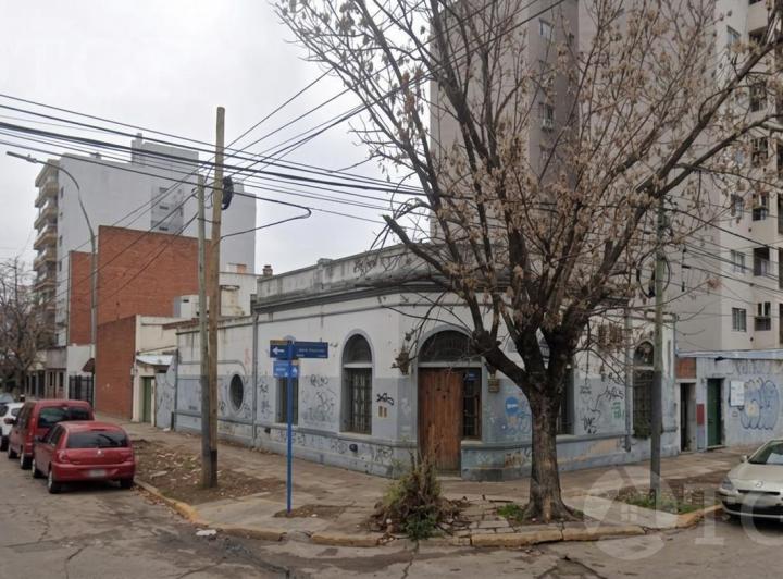 Terreno · 262m²
