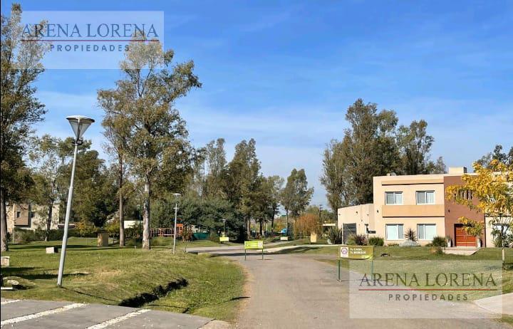 Terreno · 506m²