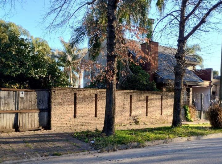 Terreno · 330m²