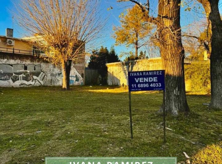 Terreno · 398m²