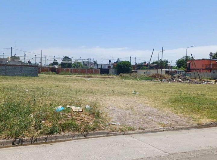 Terreno · 1467m²
