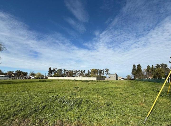 Terreno · 300m²