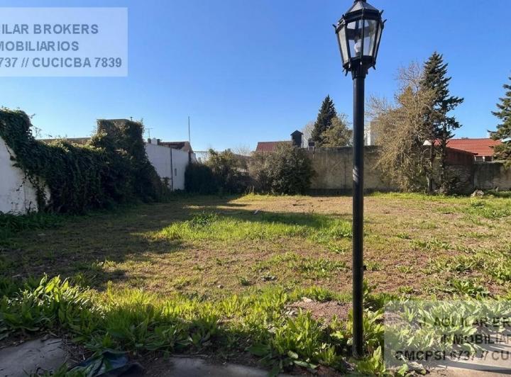 Terreno · 325m²