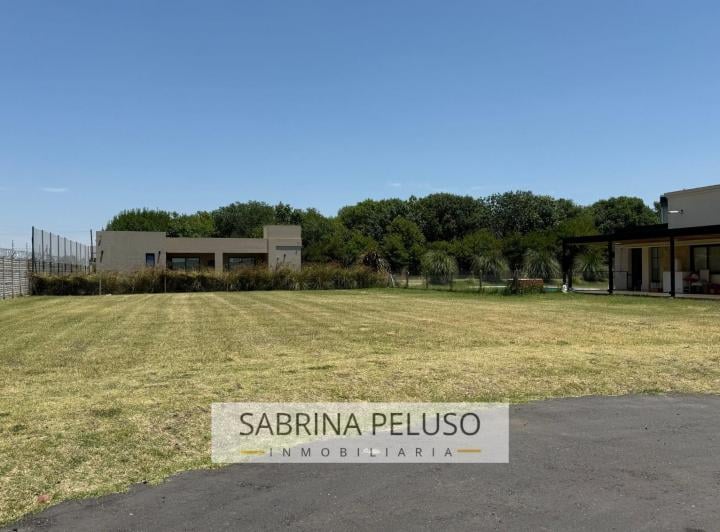 Terreno · 674m²