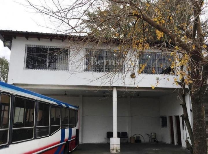 Terreno · 476m²