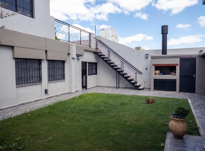 Casa · 289m² · 6 Ambientes
