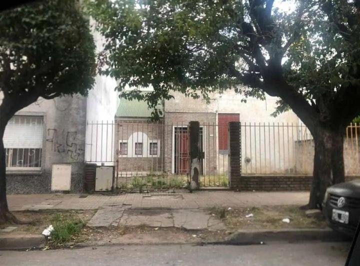 Terreno · 182m²