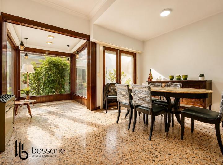 Casa · 175m² · 5 Ambientes · 1 Cochera