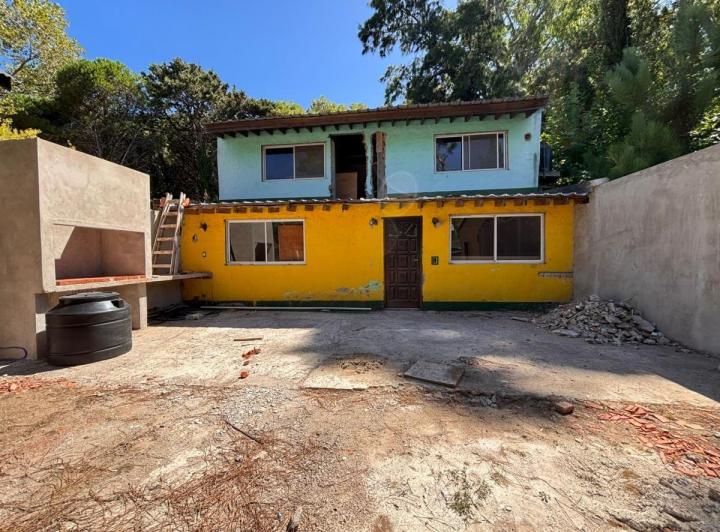 Casa · 50m² · 4 Ambientes · 1 Cochera