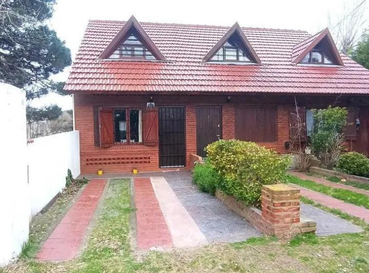 Casa · 76m² · 3 Ambientes · 1 Cochera