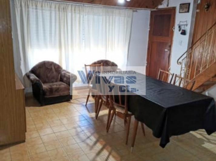 Casa · 162m² · 4 Ambientes · 2 Cocheras