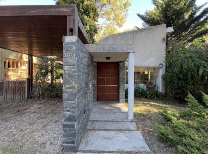 Casa · 129m² · 4 Ambientes · 1 Cochera