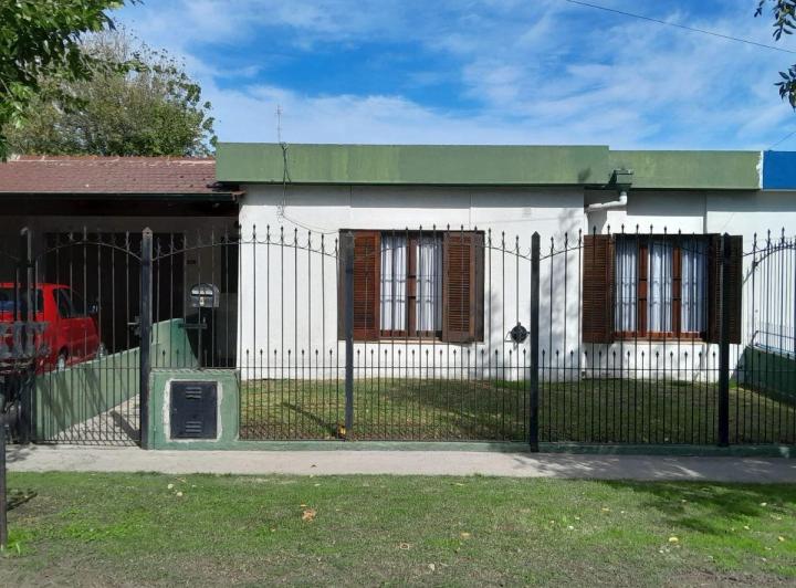 Casa · 80m² · 3 Ambientes · 1 Cochera