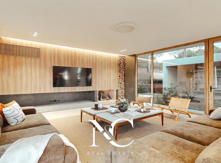 Casa · 356m² · 5 Ambientes