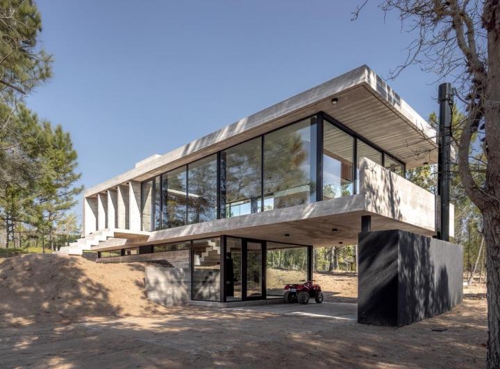 Casa · 150m² · 5 Ambientes · 2 Cocheras