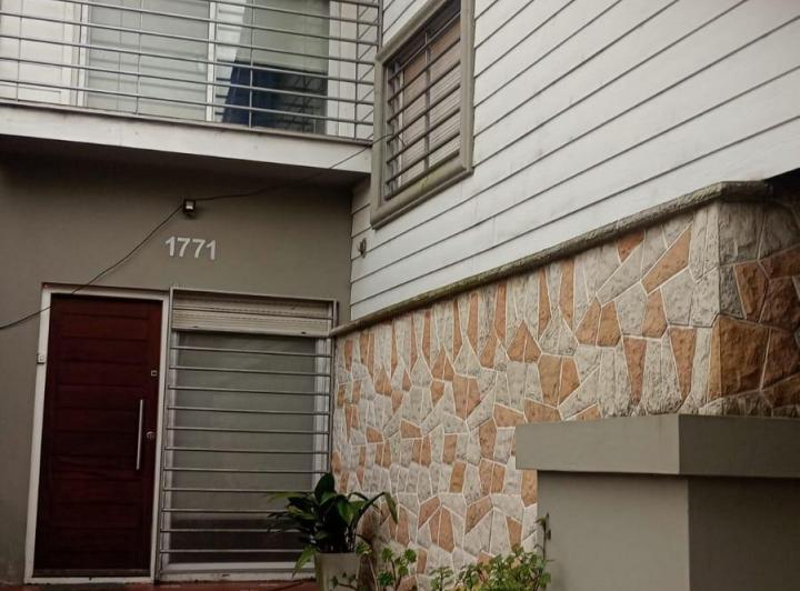 Casa · 140m² · 4 Ambientes · 1 Cochera