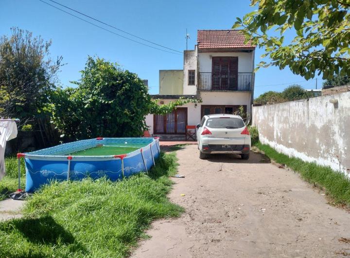 Casa · 123m² · 3 Ambientes · 3 Cocheras
