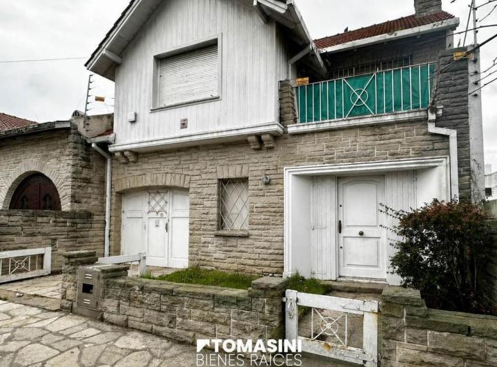 Casa · 262m² · 1 Ambiente · 1 Cochera