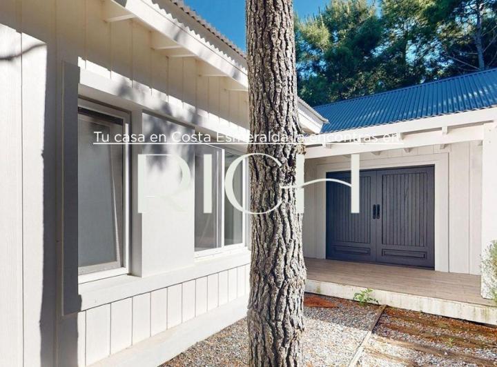 Casa · 213m² · 5 Ambientes · 1 Cochera