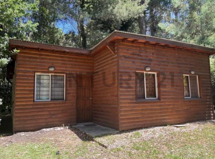 Casa · 70m² · 2 Ambientes · 4 Cocheras