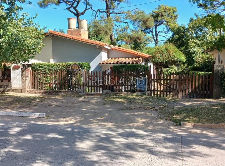 Casa · 129m² · 3 Ambientes · 1 Cochera