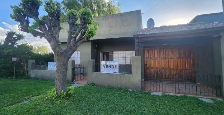 Casa · 55m² · 3 Ambientes · 2 Cocheras