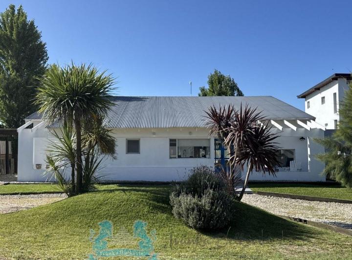 Casa · 150m² · 5 Ambientes · 1 Cochera