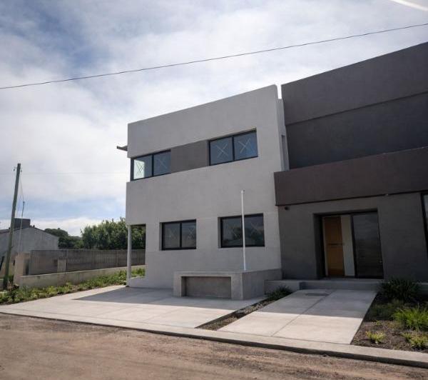 Casa · 105m² · 3 Ambientes · 1 Cochera