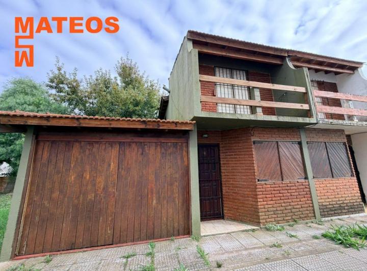 Casa · 35m² · 3 Ambientes · 1 Cochera