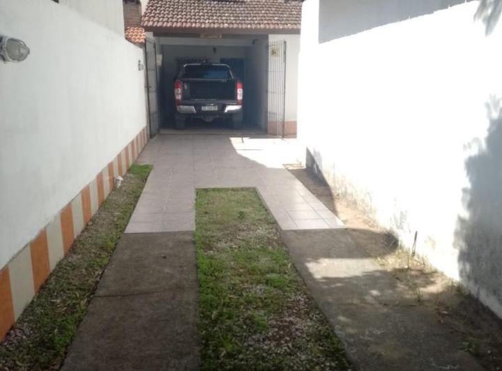 Casa · 64m² · 3 Ambientes · 3 Cocheras