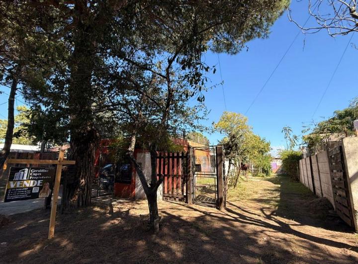 Casa · 225m² · 5 Ambientes · 1 Cochera