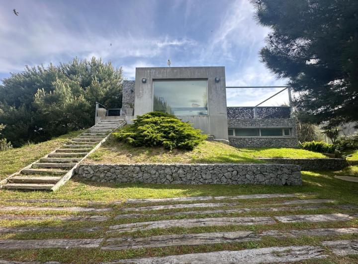 Casa · 1000m² · 5 Ambientes