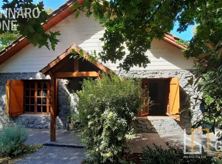 Casa · 156m² · 4 Ambientes · 2 Cocheras