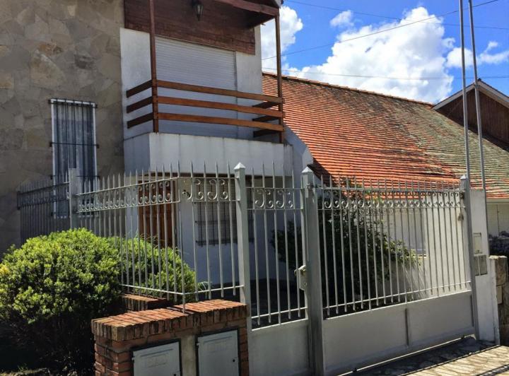 Casa · 76m² · 2 Dormitorios · 1 Cochera