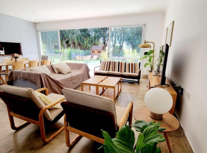 Casa · 160m² · 4 Ambientes