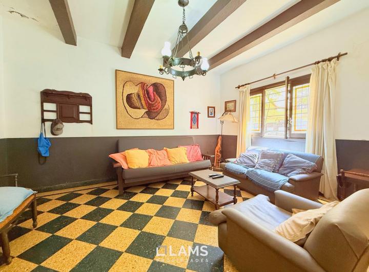 Casa · 251m² · 5 Ambientes