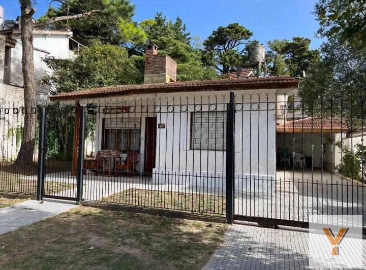 Casa · 85m² · 4 Ambientes · 1 Cochera