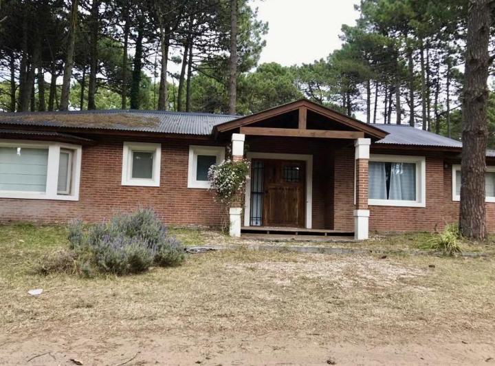 Casa · 154m² · 4 Ambientes · 1 Cochera