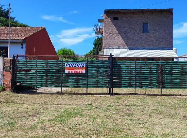 Casa · 110m² · 5 Ambientes · 4 Cocheras