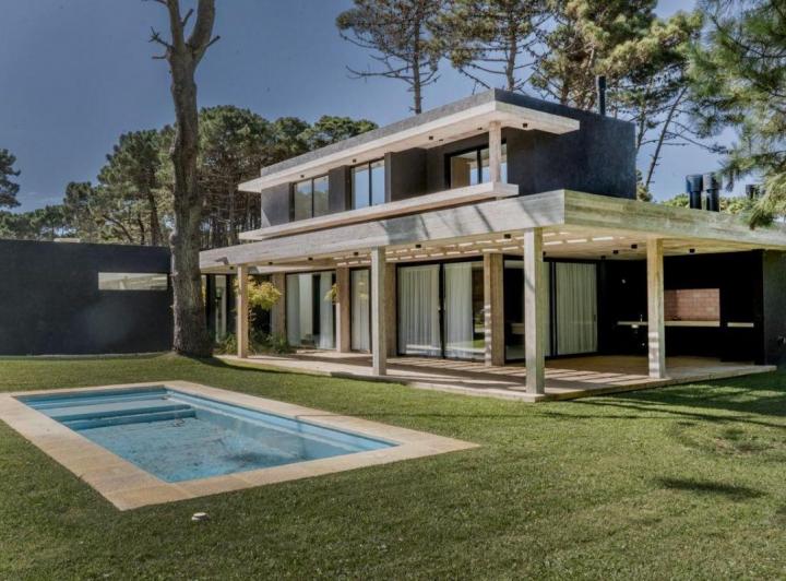 Casa · 180m² · 4 Ambientes